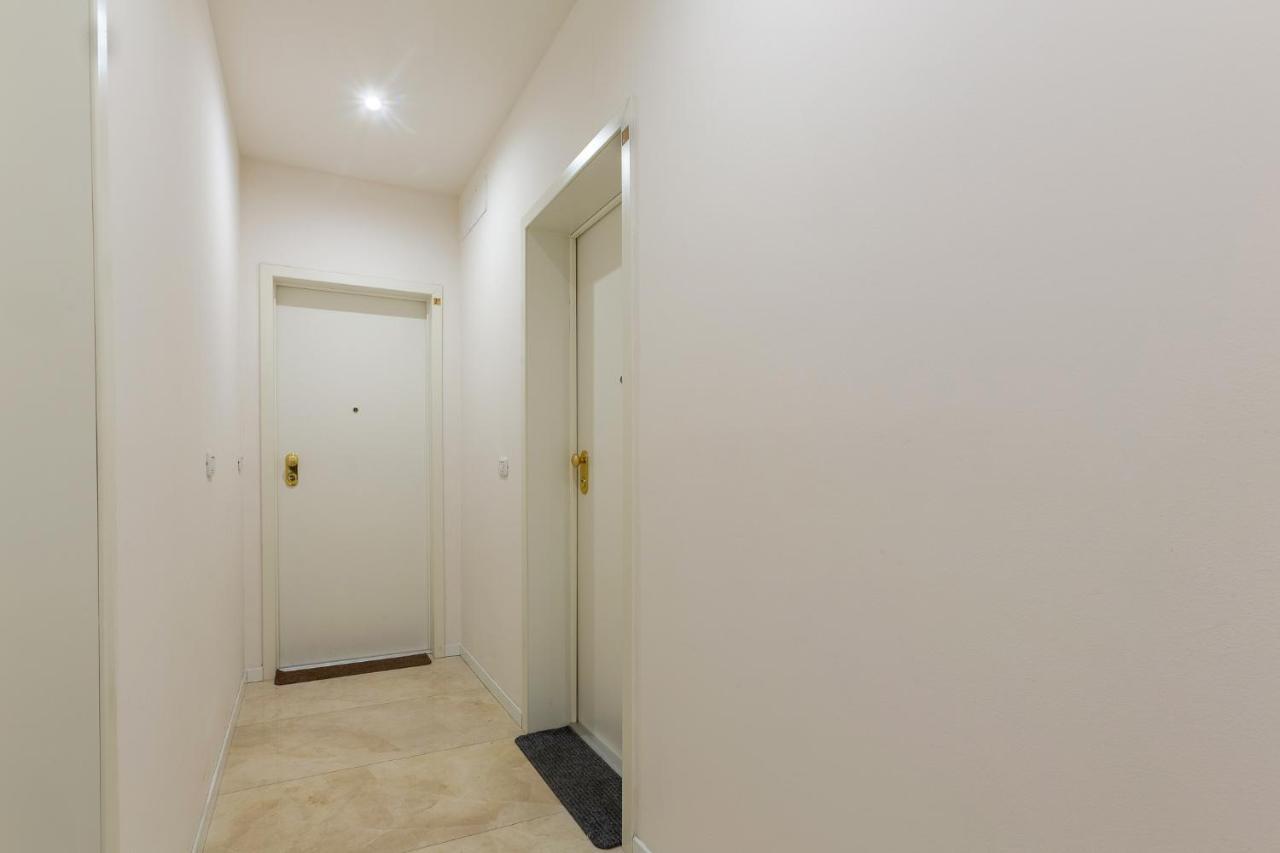 Bologna Piazza Del Nettuno Apartment Екстериор снимка